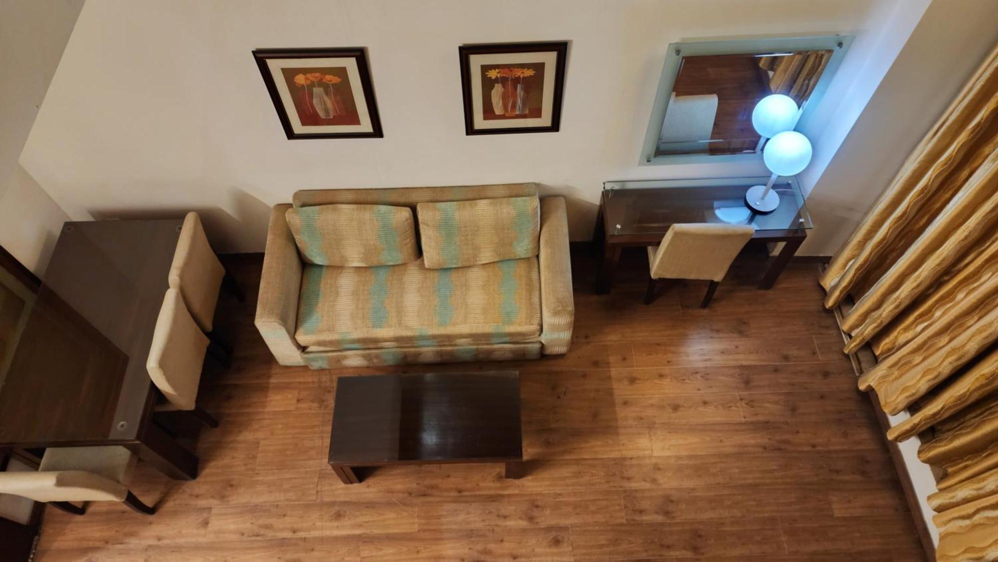 Hotel Royal Ark - קסאולי מראה חיצוני תמונה